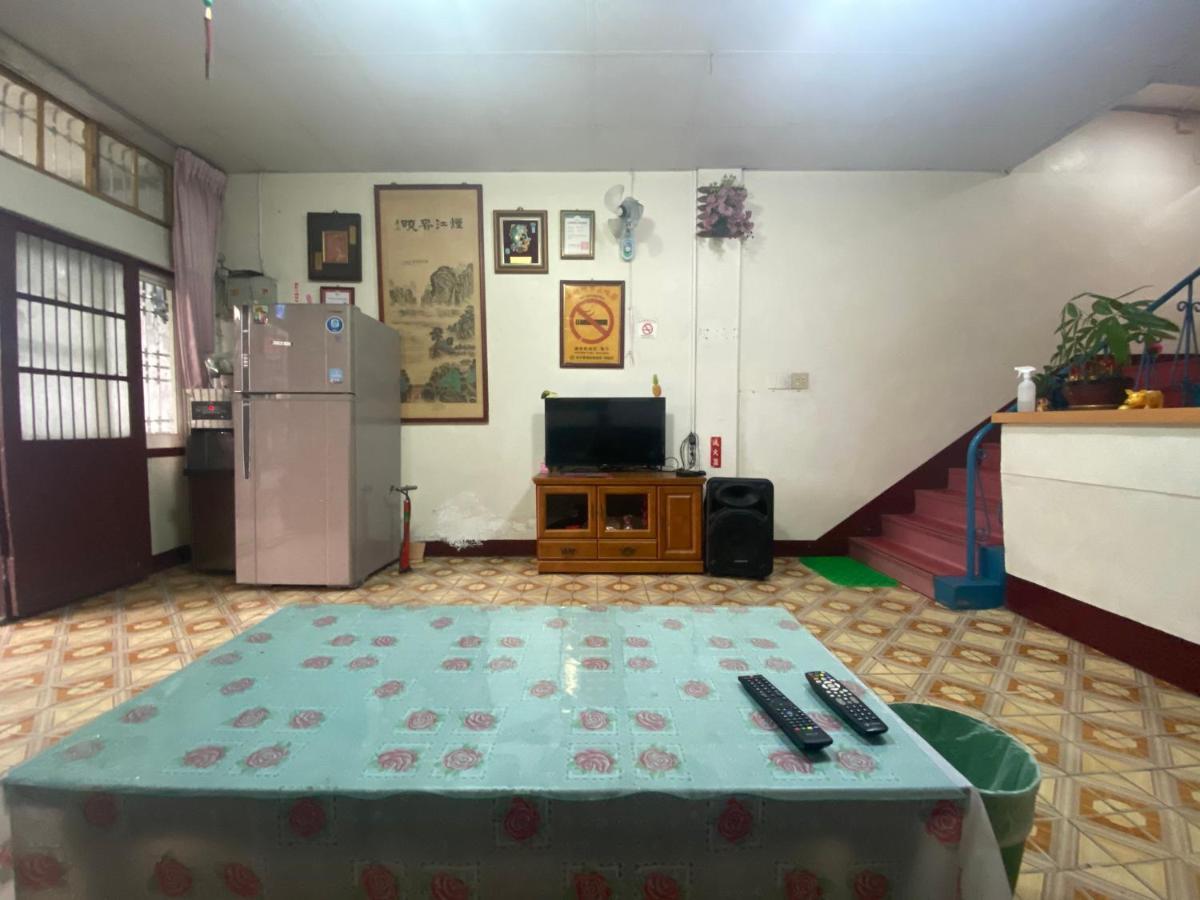 Wayu House Hotel Dawu Buitenkant foto