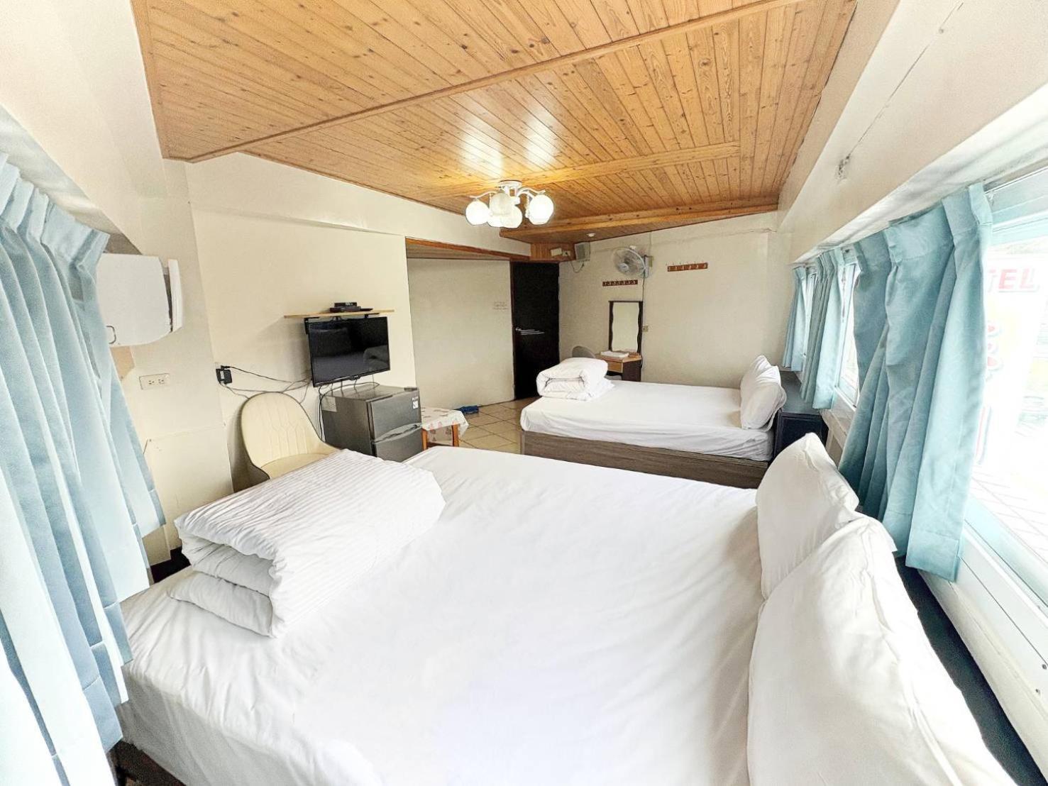 Wayu House Hotel Dawu Buitenkant foto